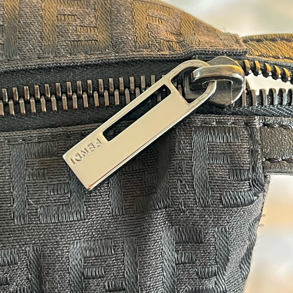 Fendi Monogram Canvas Zipper Tote Bag Black - Picture 13 of 13